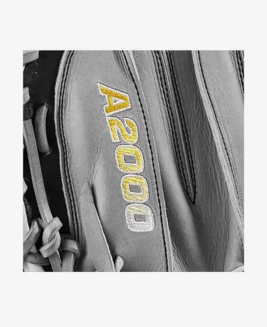 2023 WILSON A2000® M2 33.5” BASEBALL CATCHER’S MITT 8 2023 WILSON A2000® M2 33.5” BASEBALL CATCHER’S MITT - Image 6