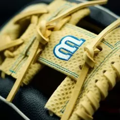 2023 Wilson A2000 South Region SM 11.5" Spin Control Infield Baseball Glove: WBW101301115 20 2023 Wilson A2000 South Region SM 11.5" Spin Control Infield Baseball Glove: WBW101301115 -Baseball Shop WBW101301115 6